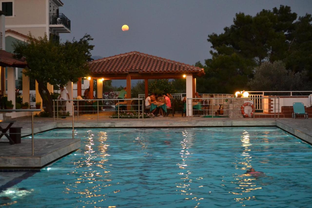 Mykali Hotel Pythagóreion Buitenkant foto
