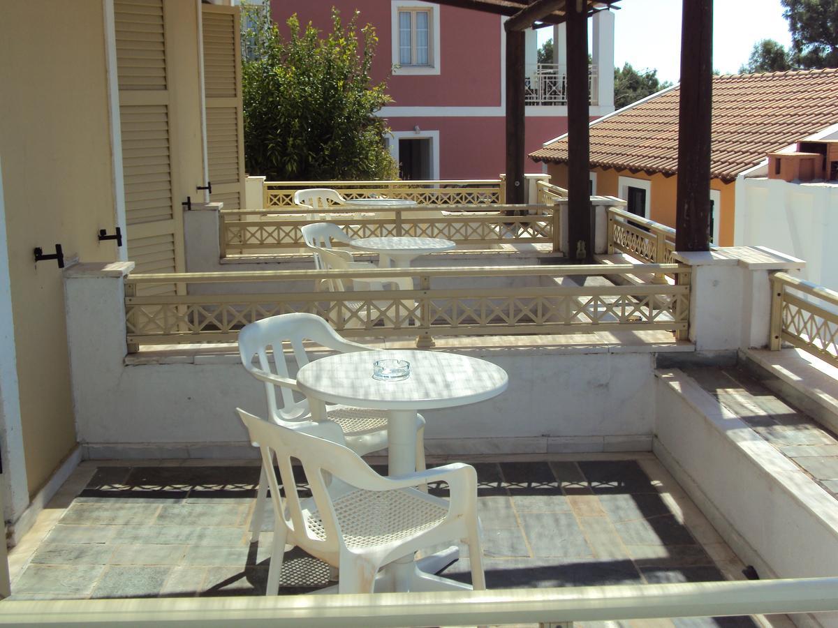 Mykali Hotel Pythagóreion Buitenkant foto