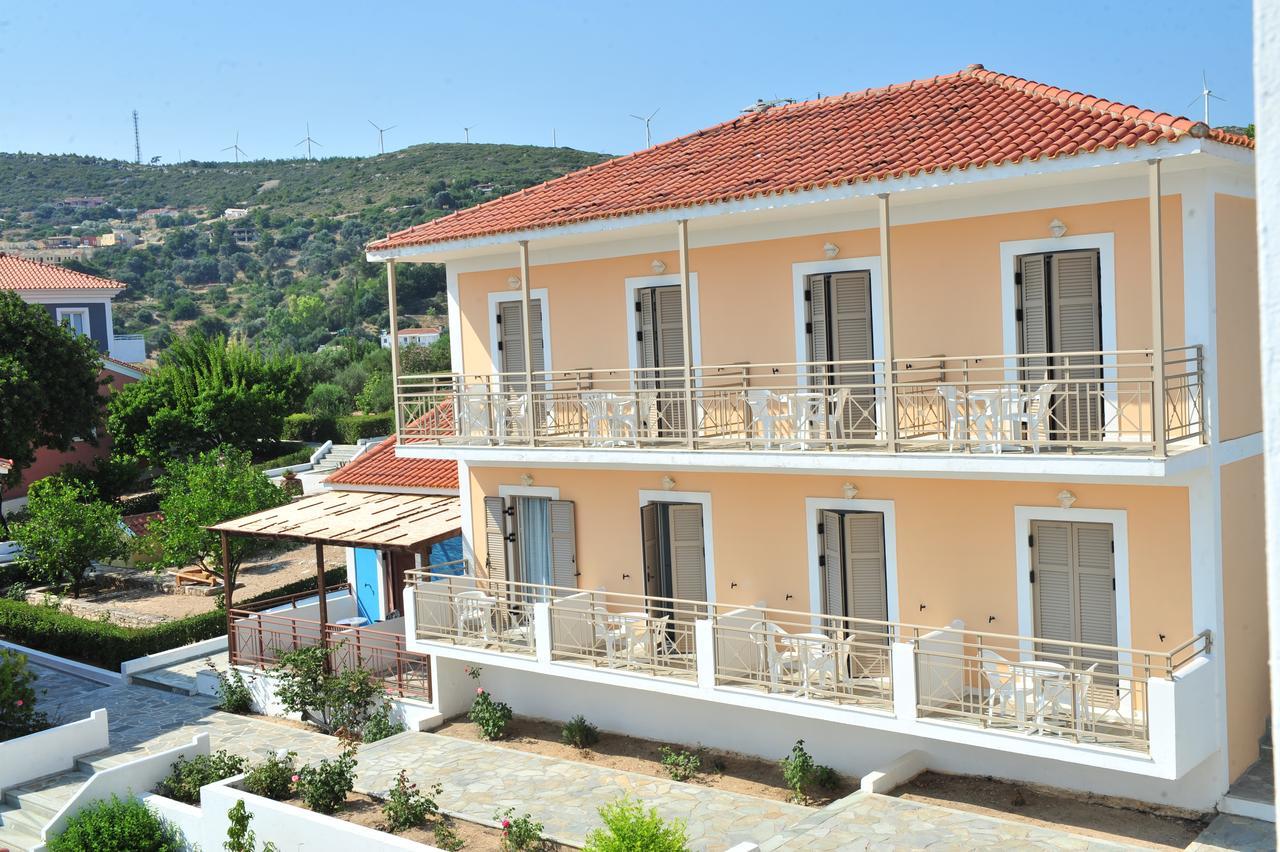 Mykali Hotel Pythagóreion Buitenkant foto