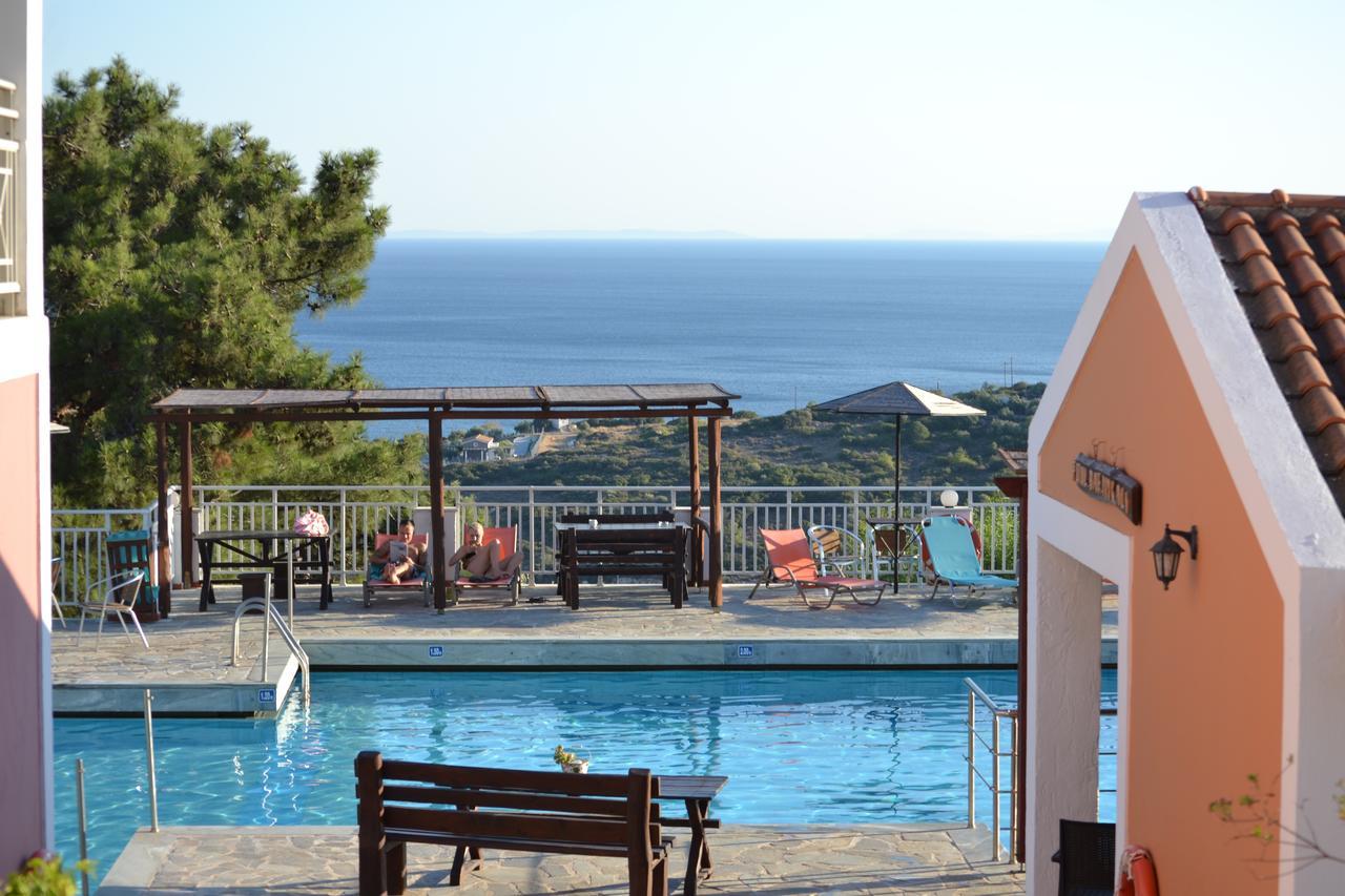 Mykali Hotel Pythagóreion Buitenkant foto